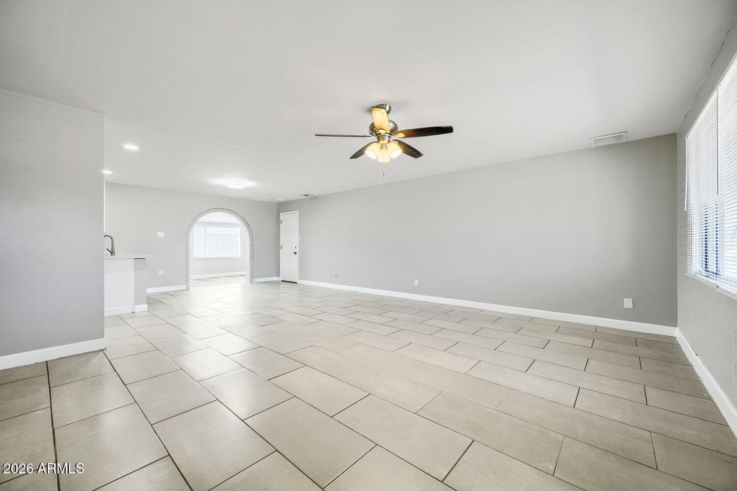 5449 W Flower Street, Phoenix, AZ 85031 — photo 10 of 29