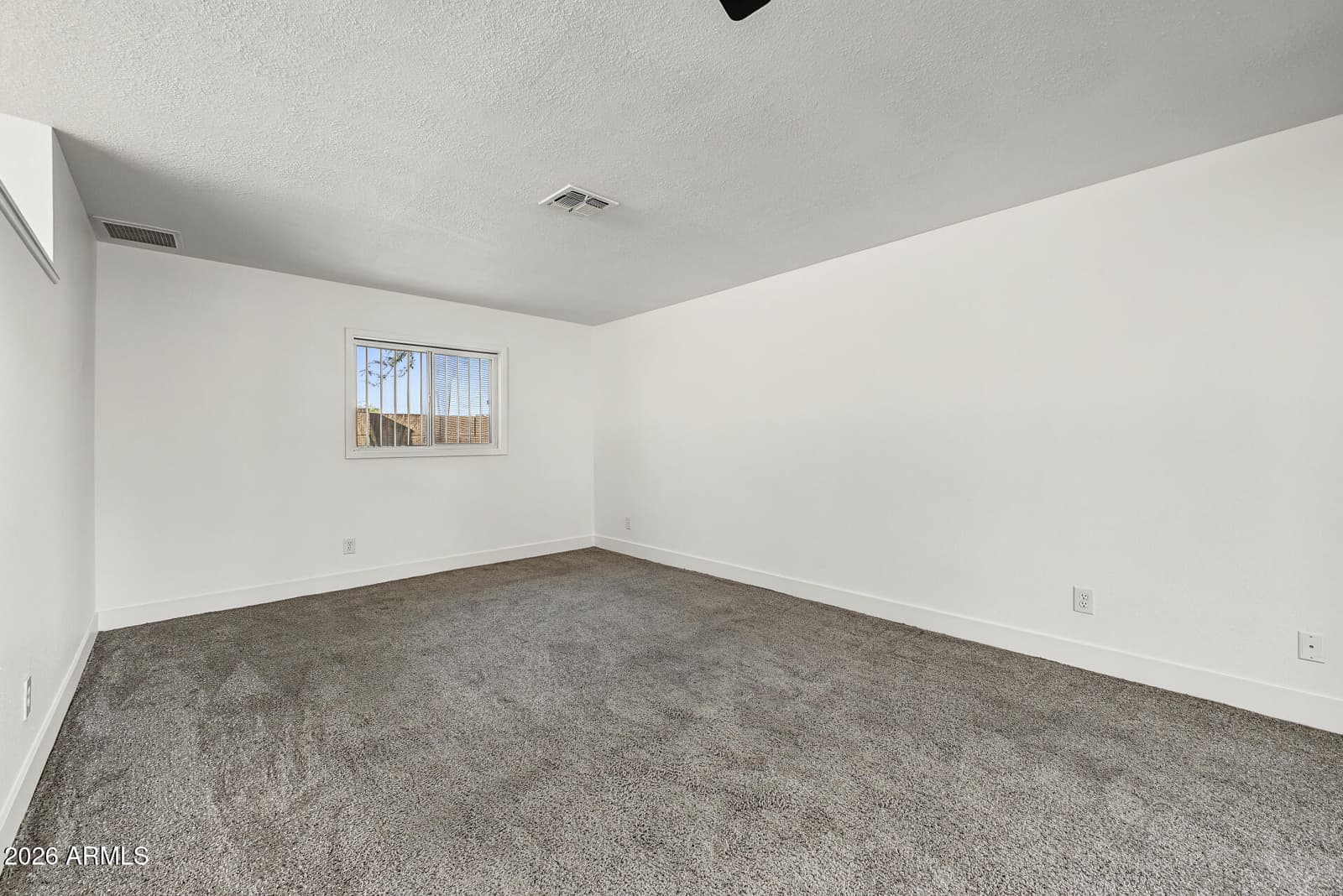 11429 S Pawnee Circle, Phoenix, AZ 85044 — photo 19 of 33