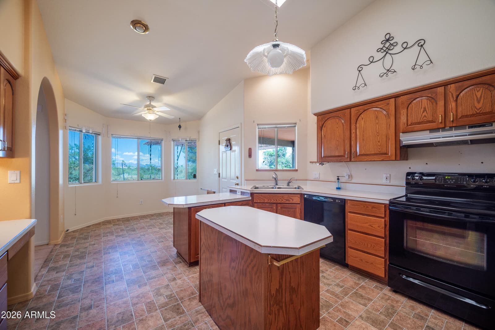 1640 N San Marcos De Niza Drive, Sierra Vista, AZ 85635 — photo 17 of 45