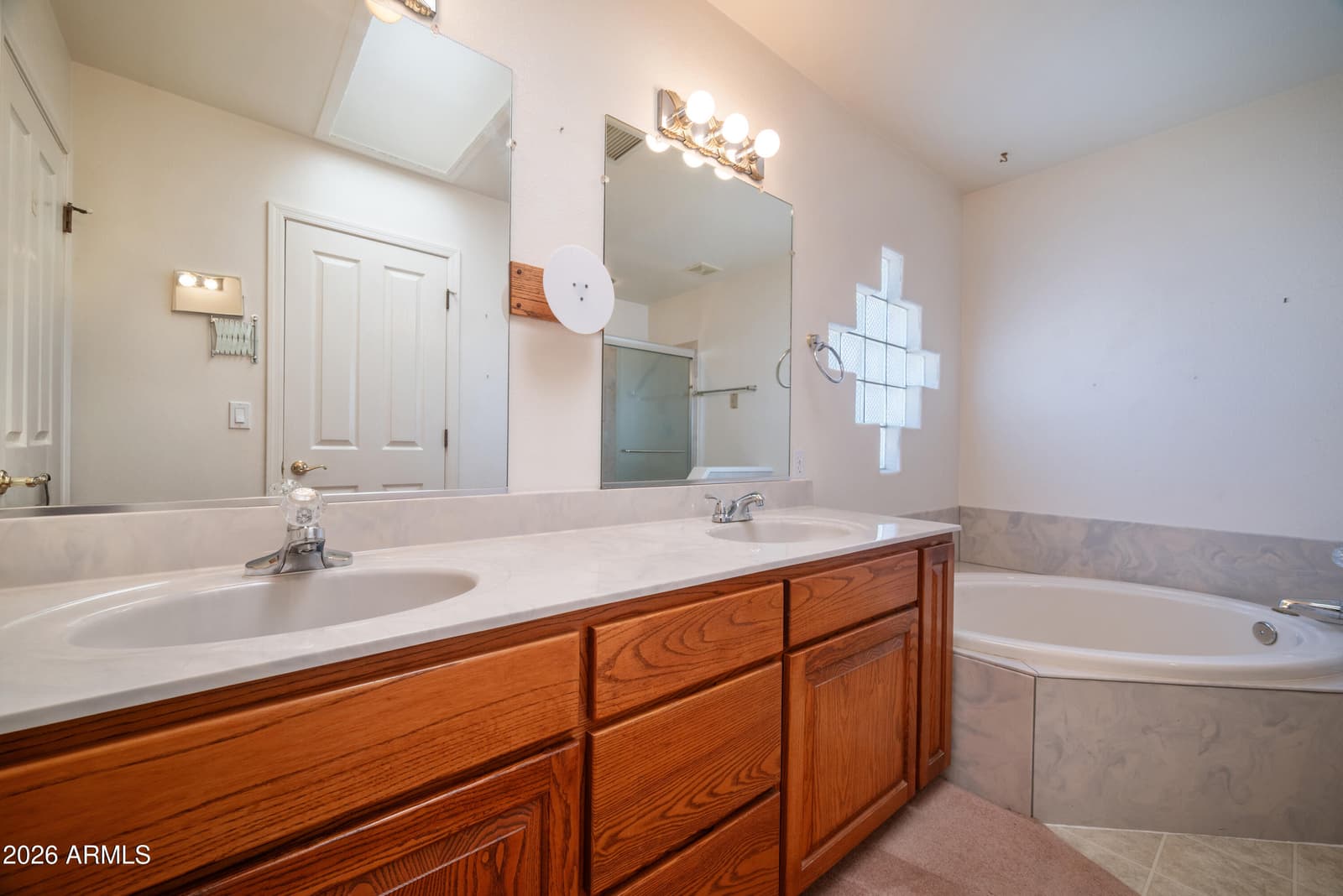 1640 N San Marcos De Niza Drive, Sierra Vista, AZ 85635 — photo 24 of 45