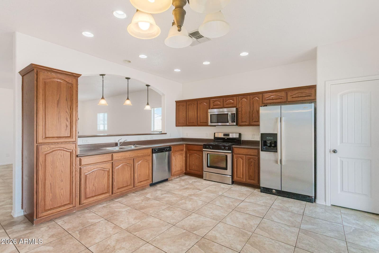 4563 Leisure Lane, Sierra Vista, AZ 85650 — photo 8 of 28