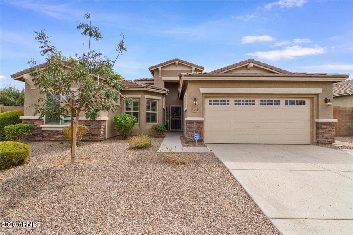 2953 E Tonto Drive, Gilbert, AZ 85298 — photo 1 of 49