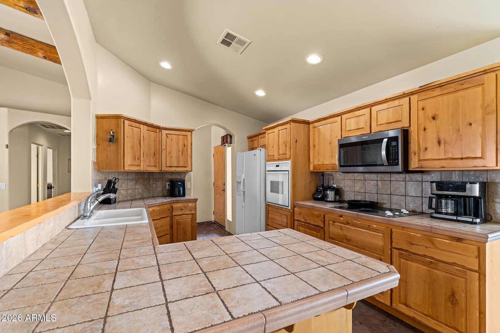 35425 S Antelope Creek Road, Wickenburg, AZ 85390 — photo 8 of 46
