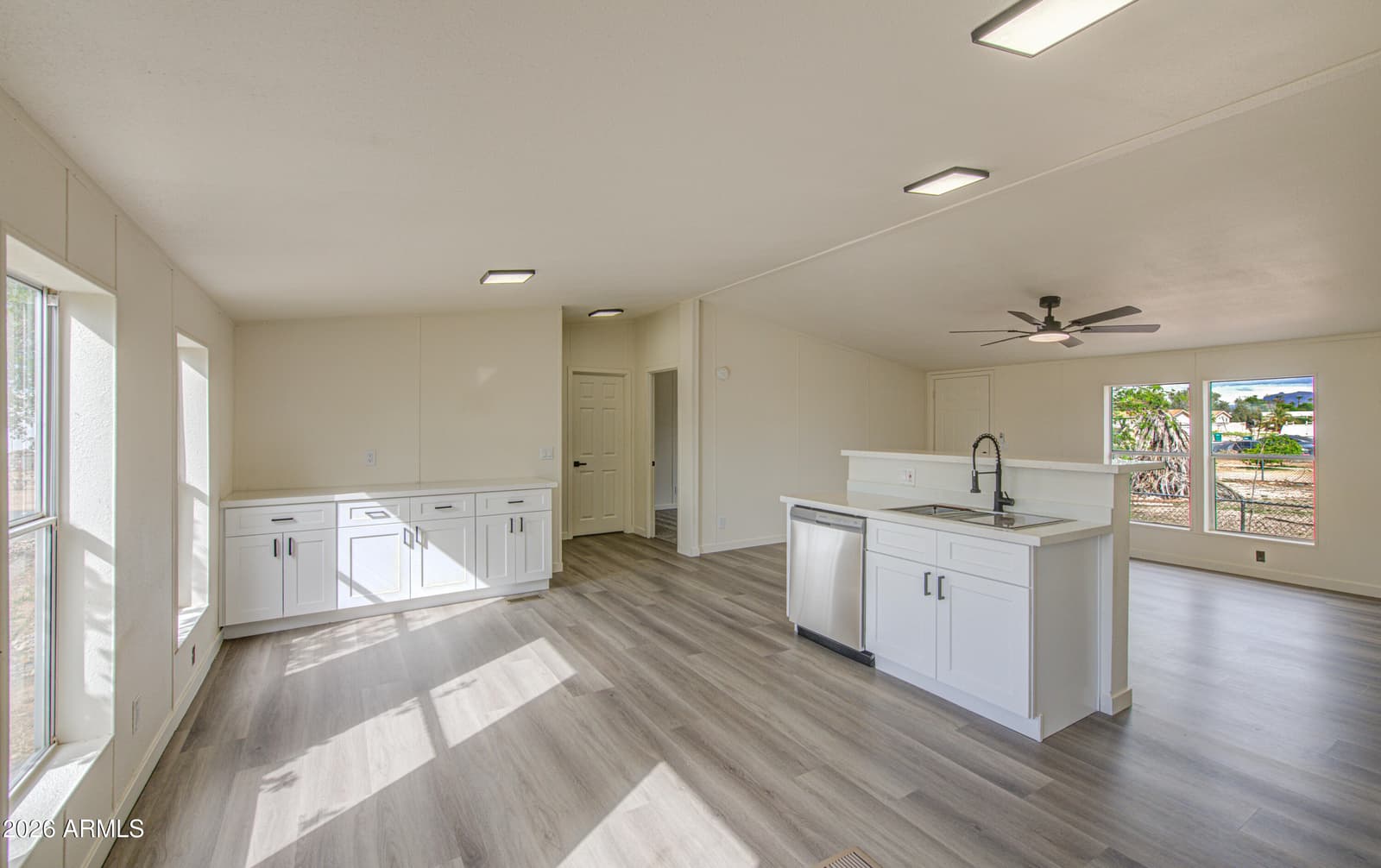 8105 E 4th Avenue, Mesa, AZ 85208 — photo 16 of 39