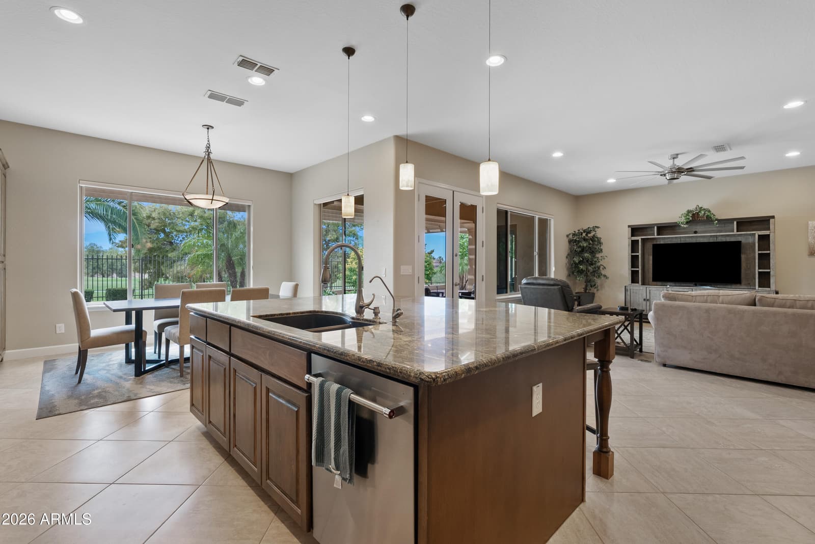 6722 S Jacqueline Way, Gilbert, AZ 85298 — photo 13 of 58