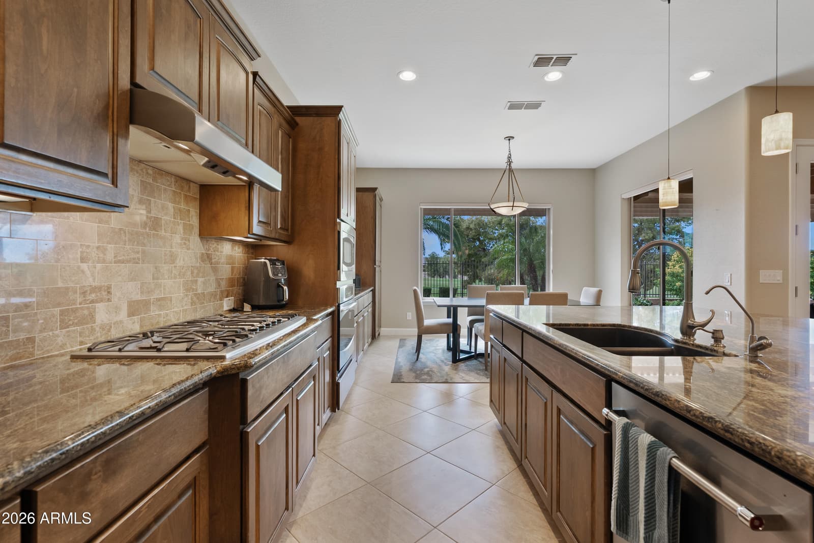 6722 S Jacqueline Way, Gilbert, AZ 85298 — photo 14 of 58