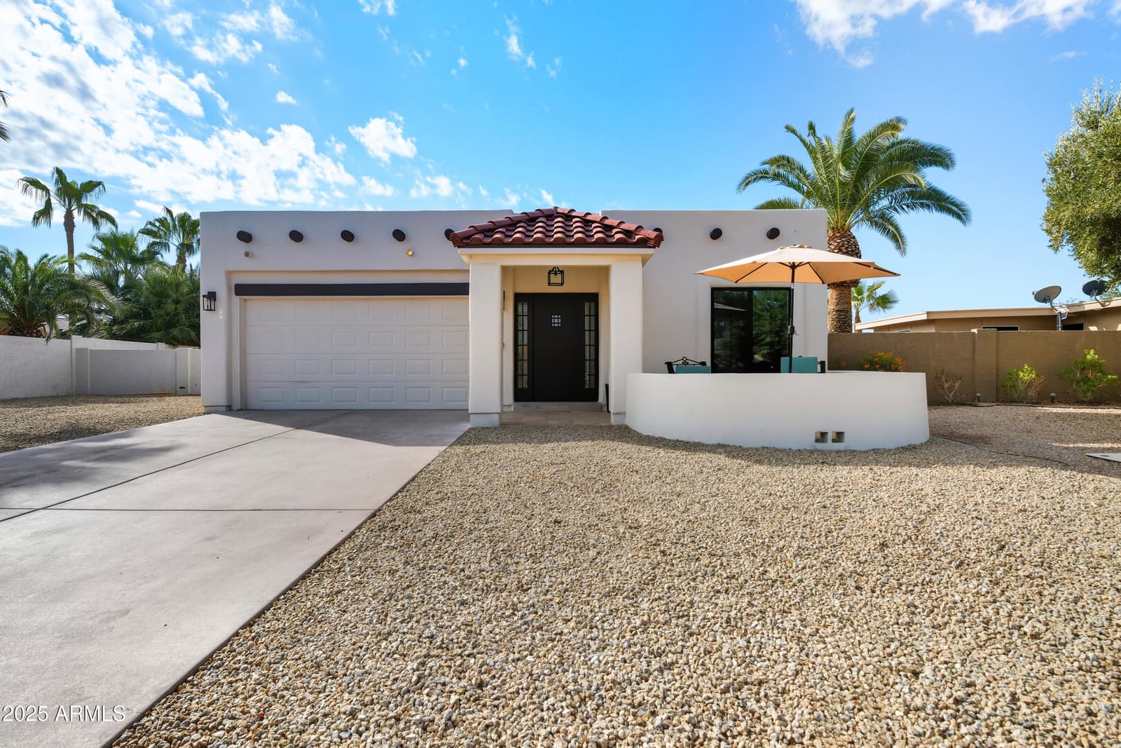 26661 S Howard Drive, Sun Lakes, AZ 85248 — photo 1 of 37