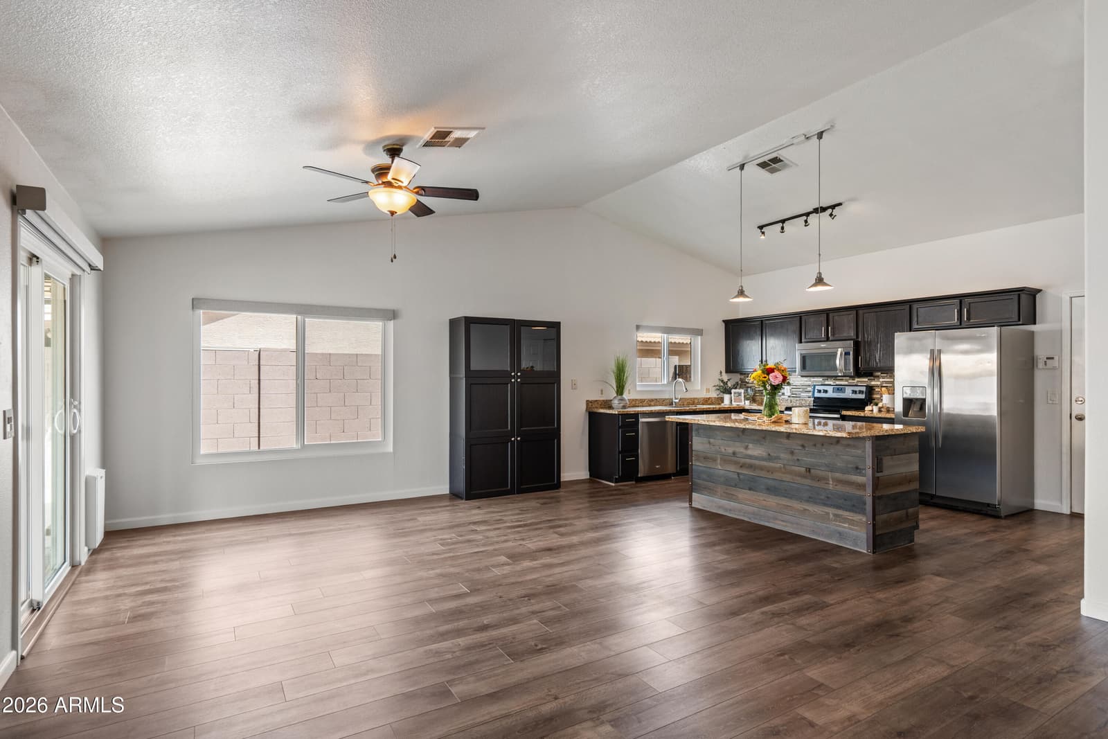 1200 S Crossbow Place, Chandler, AZ 85286 — photo 6 of 38