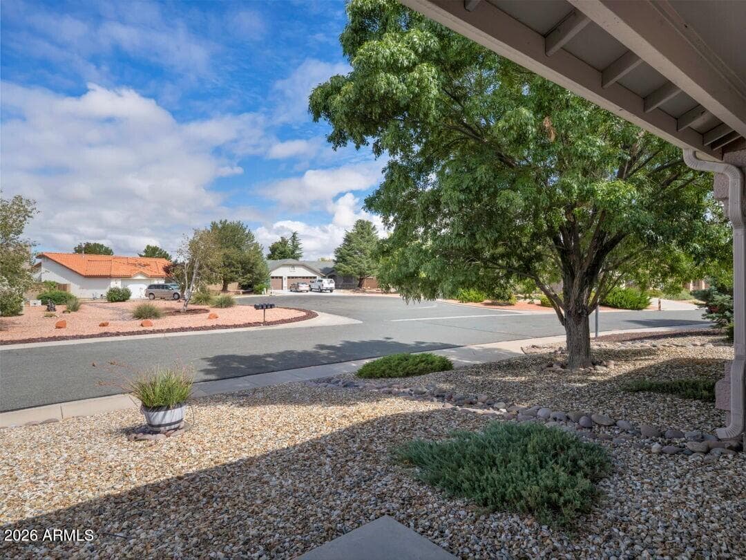 7435 E Scenic Way, Prescott Valley, AZ 86315 — photo 3 of 34