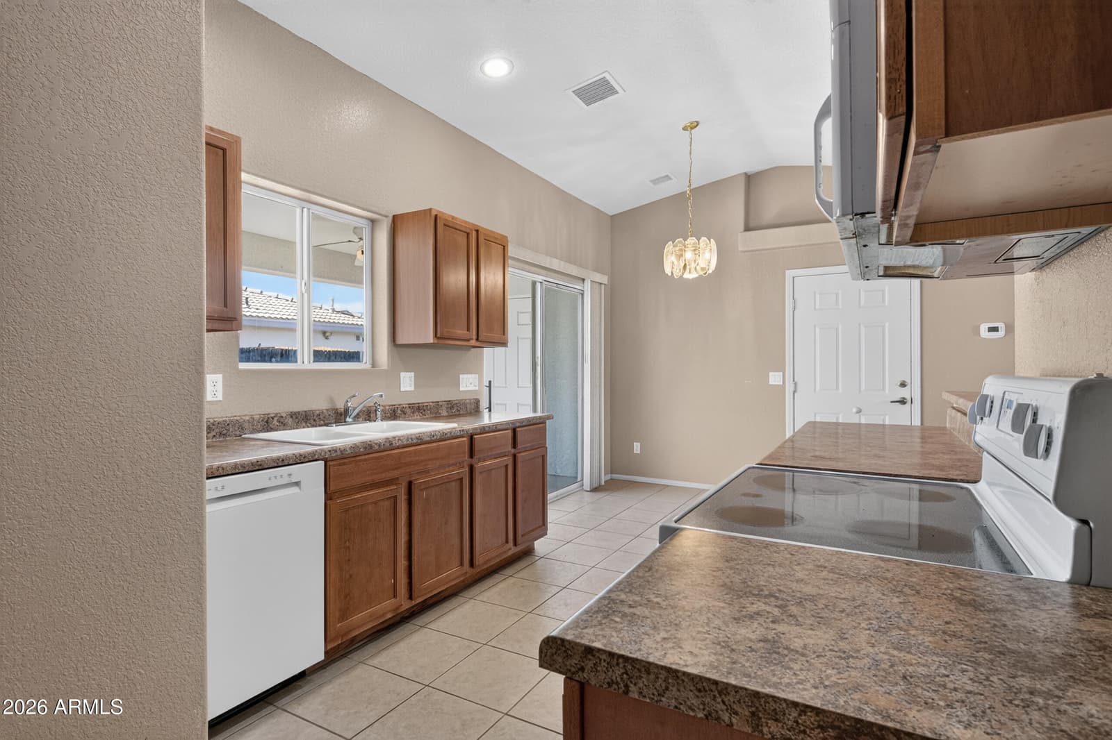 809 E Kathy Court, Cottonwood, AZ 86326 — photo 6 of 20