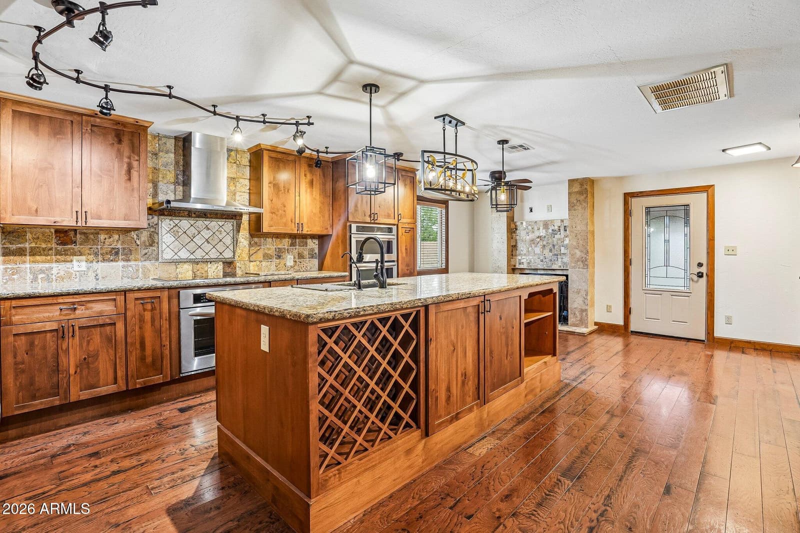12103 S Tomi Drive, Phoenix, AZ 85044 — photo 12 of 30