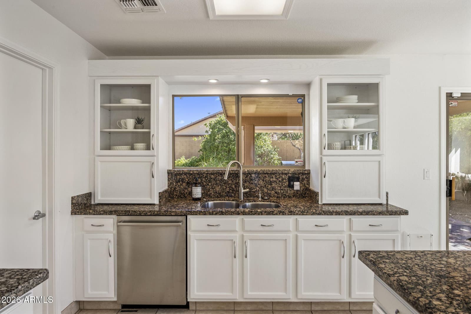 26231 N 41st Way, Phoenix, AZ 85050 — photo 5 of 23