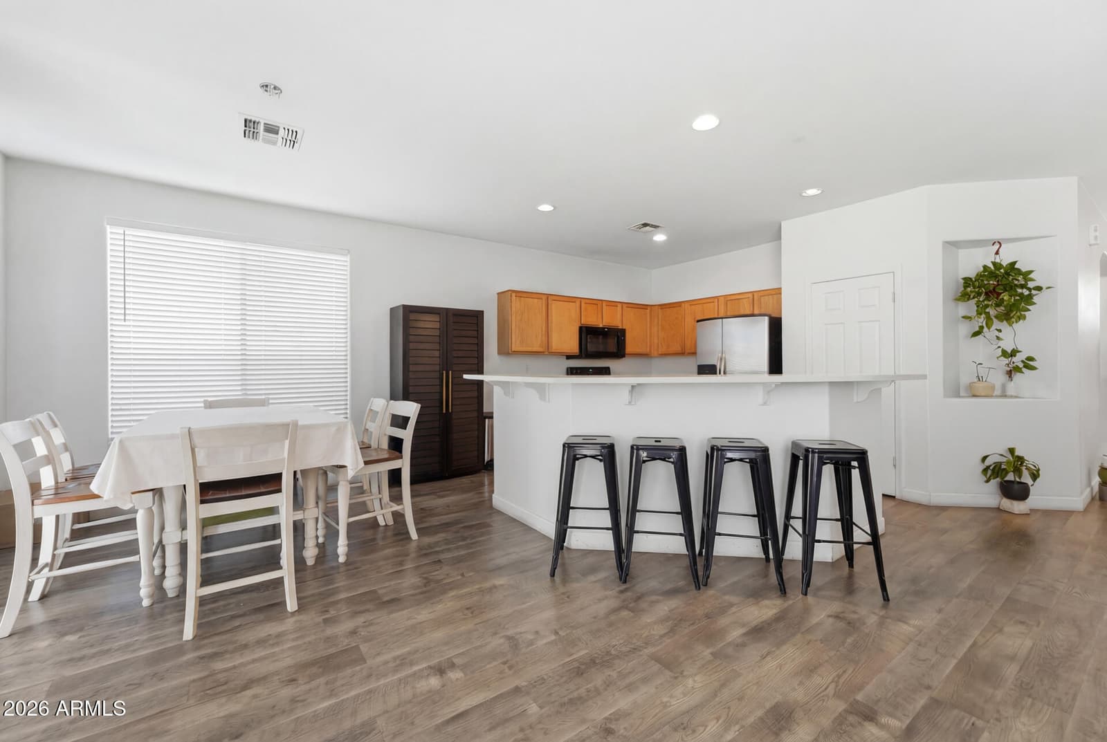 10961 W Chase Drive, Avondale, AZ 85323 — photo 11 of 28