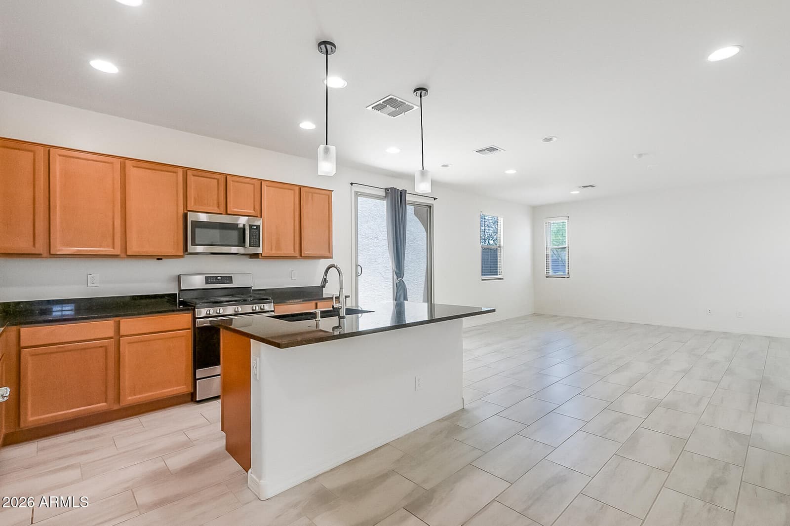 5818 W Encinas Lane, Phoenix, AZ 85043 — photo 10 of 29