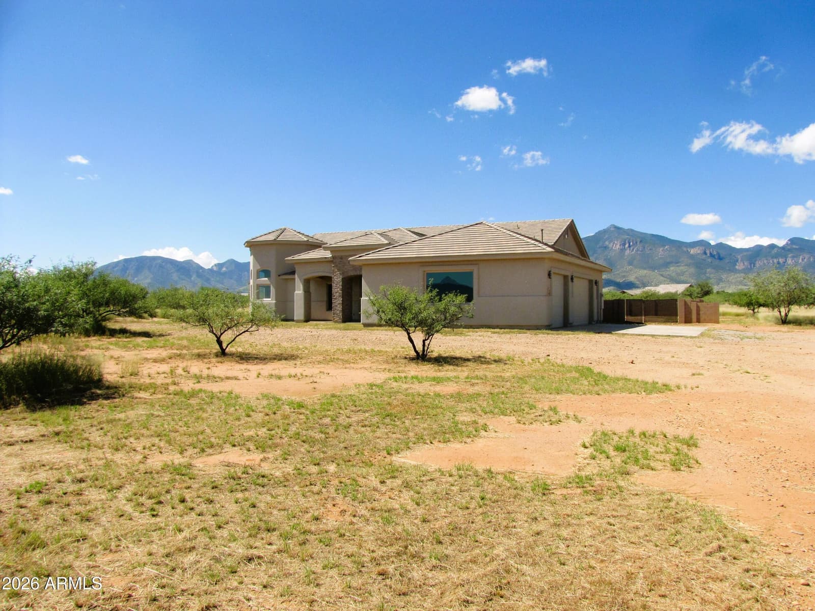 5788 S Padilla Drive, Hereford, AZ 85615 — photo 2 of 85