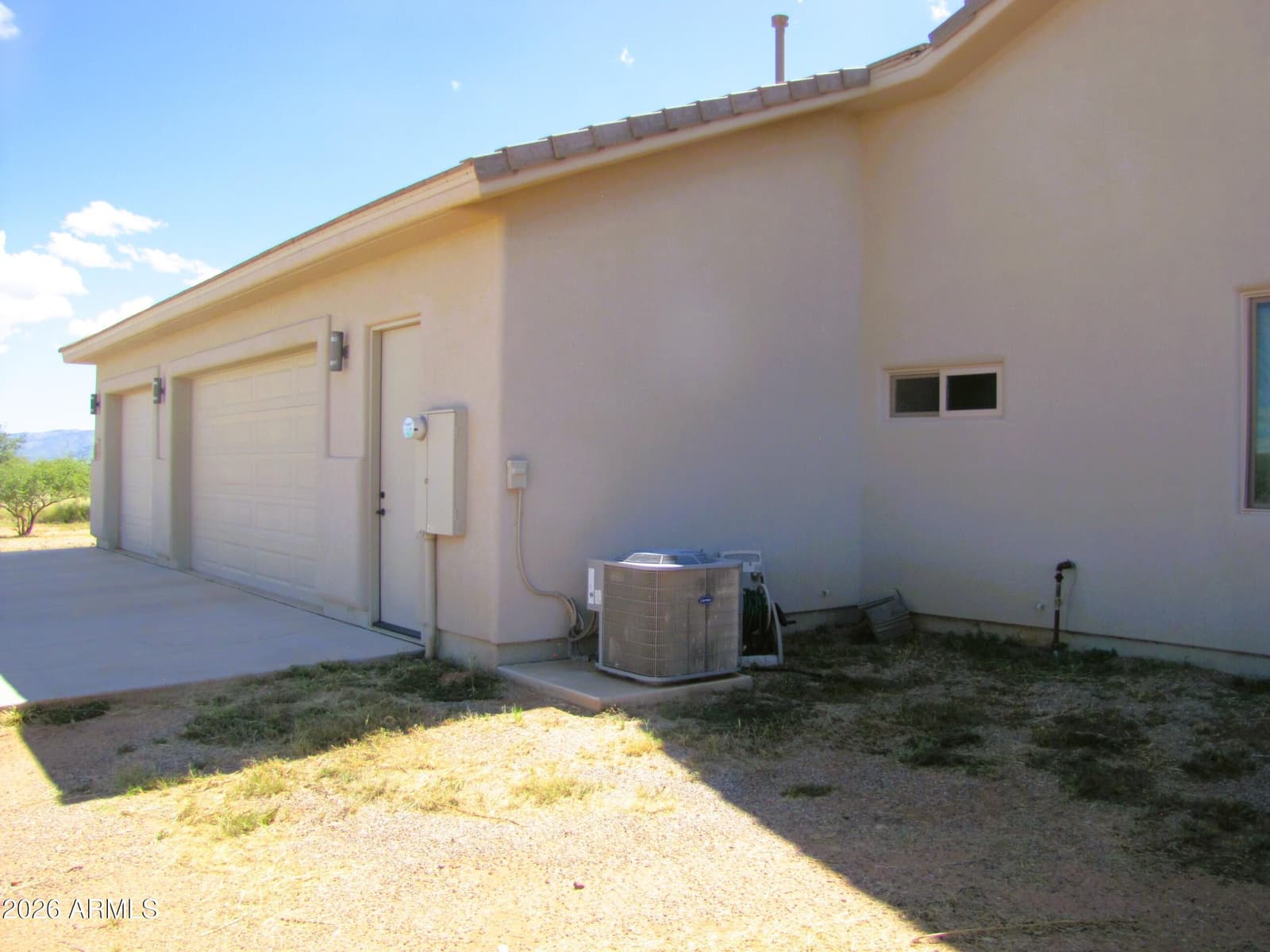 5788 S Padilla Drive, Hereford, AZ 85615 — photo 10 of 85