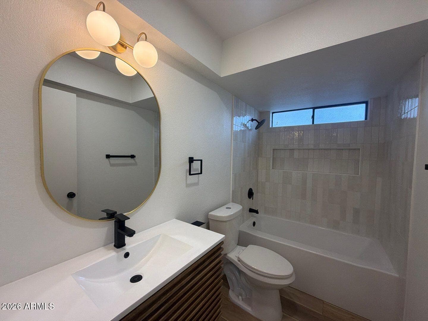 8821 N New World Drive, Glendale, AZ 85302 — photo 10 of 31