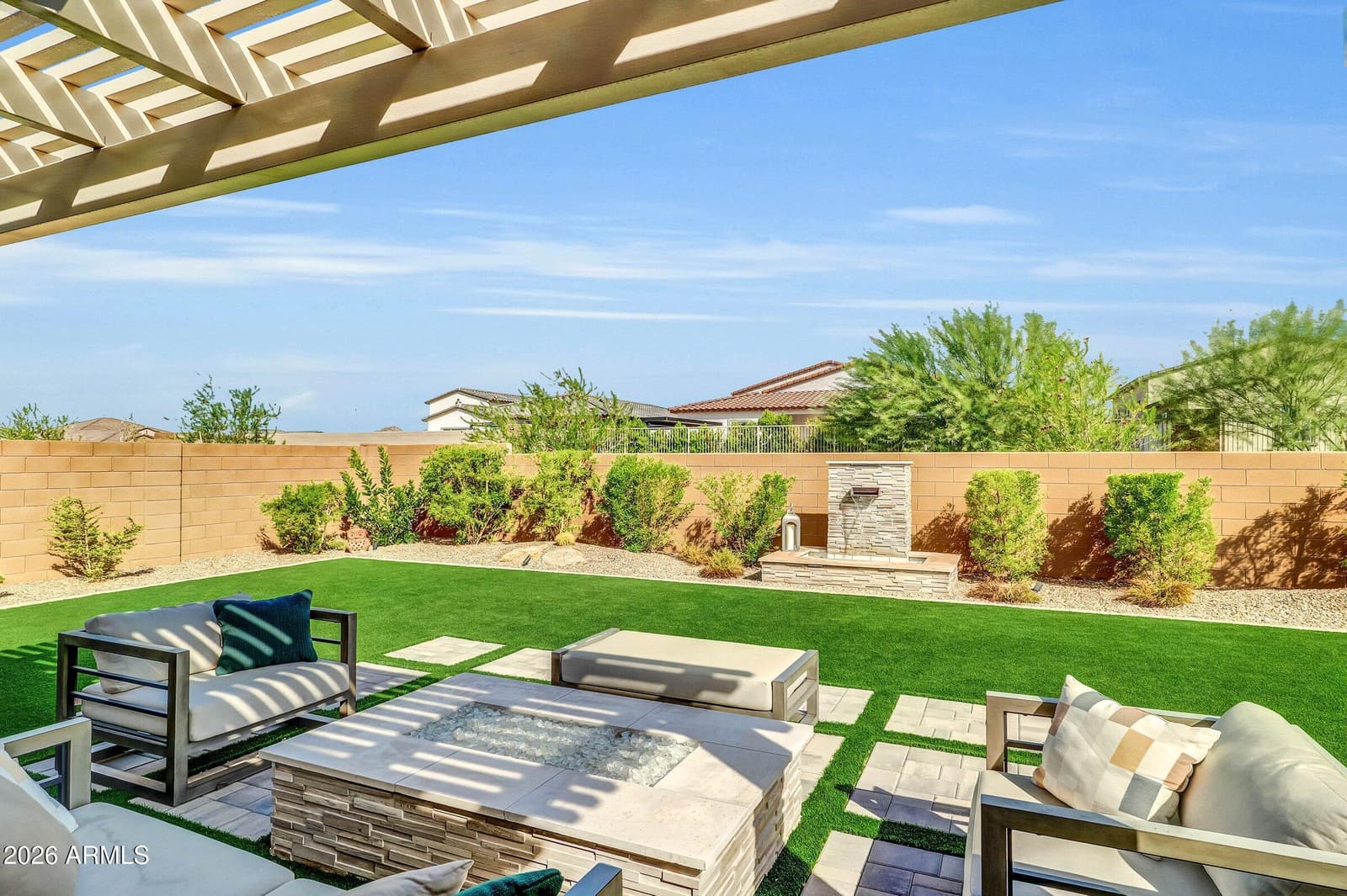 7696 W Honeysuckle Drive, Peoria, AZ 85383 — photo 12 of 33