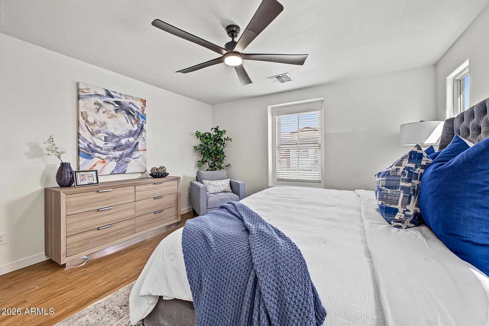 2132 N 77th Drive, Phoenix, AZ 85035 — photo 13 of 28