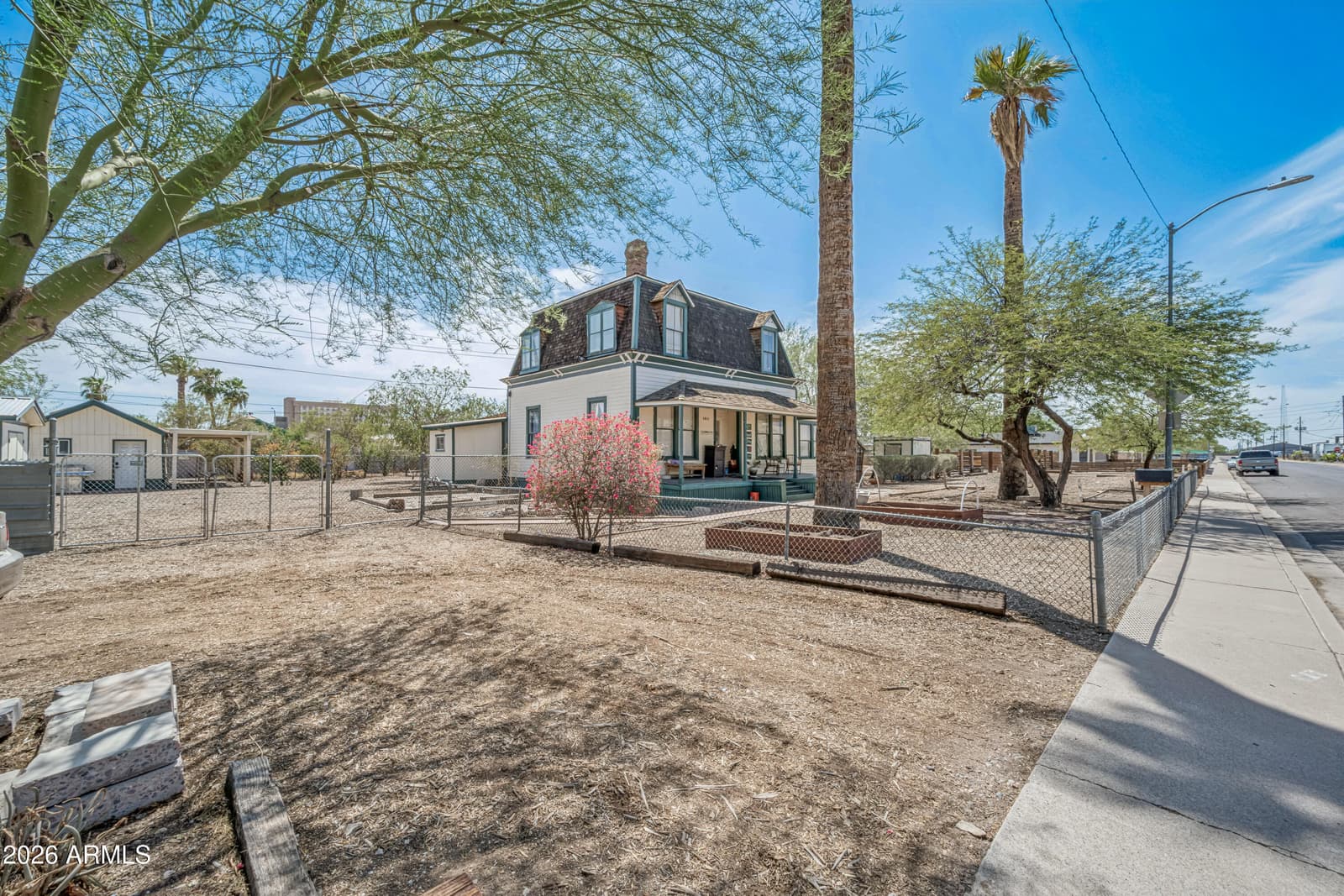 1611 W FILLMORE Street, Phoenix, AZ 85007