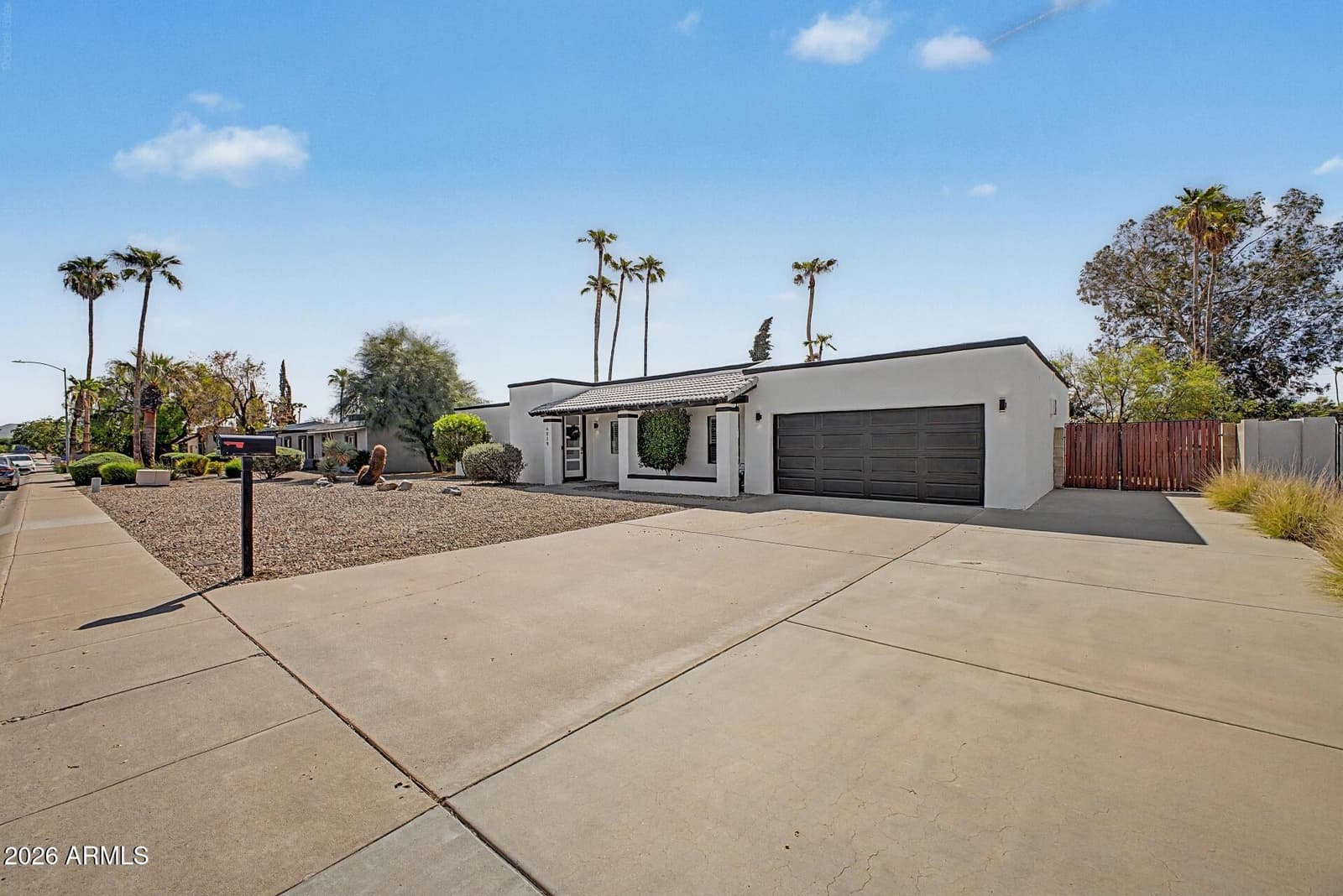 6819 E Ludlow Drive, Scottsdale, AZ 85254 — photo 3 of 38