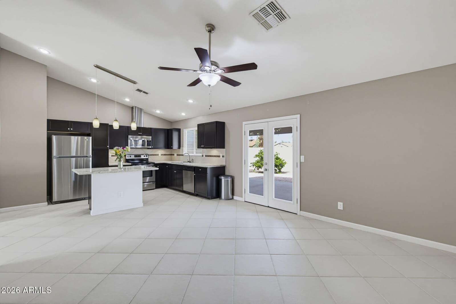 11759 N 68th Avenue, Peoria, AZ 85345 — photo 13 of 41