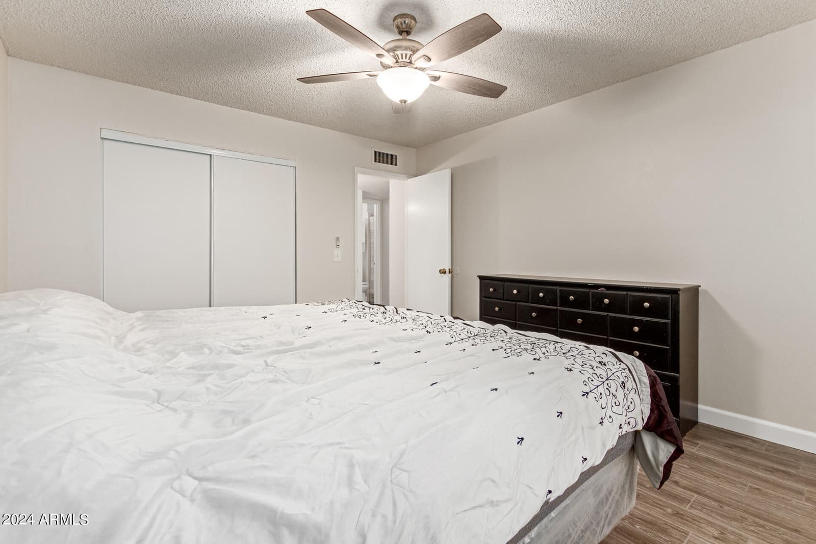 9641 N 13TH Avenue, Phoenix, AZ 85021 — photo 16 of 24