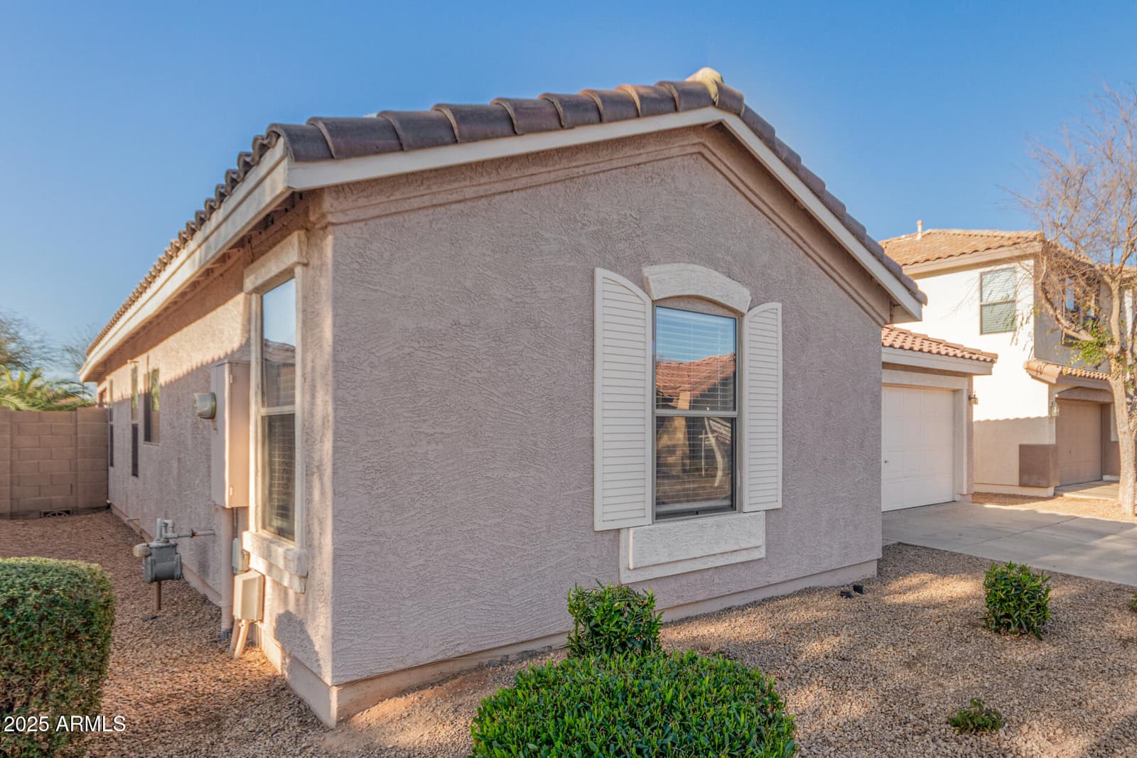 665 E WINCHESTER Way, Chandler, AZ 85286 — photo 2 of 25