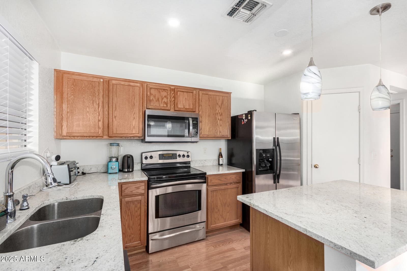 665 E WINCHESTER Way, Chandler, AZ 85286 — photo 8 of 25