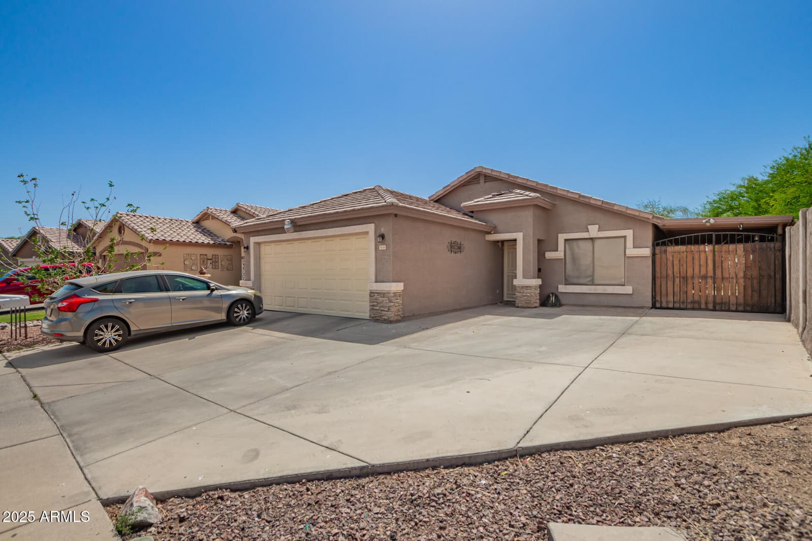 4644 N 84TH Drive, Phoenix, AZ 85037 — photo 5 of 28