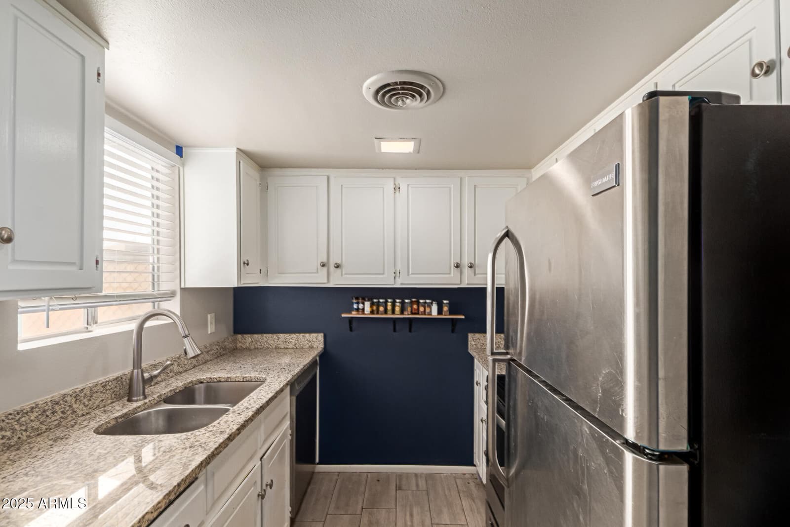 7126 N 19TH Avenue 152, Phoenix, AZ 85021 — photo 7 of 25