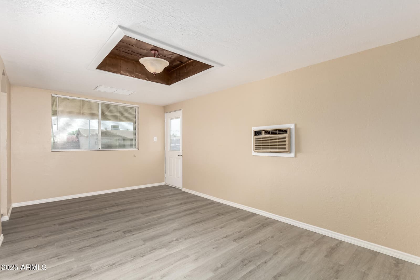 749 S Lazona Drive, Mesa, AZ 85204 — photo 9 of 22