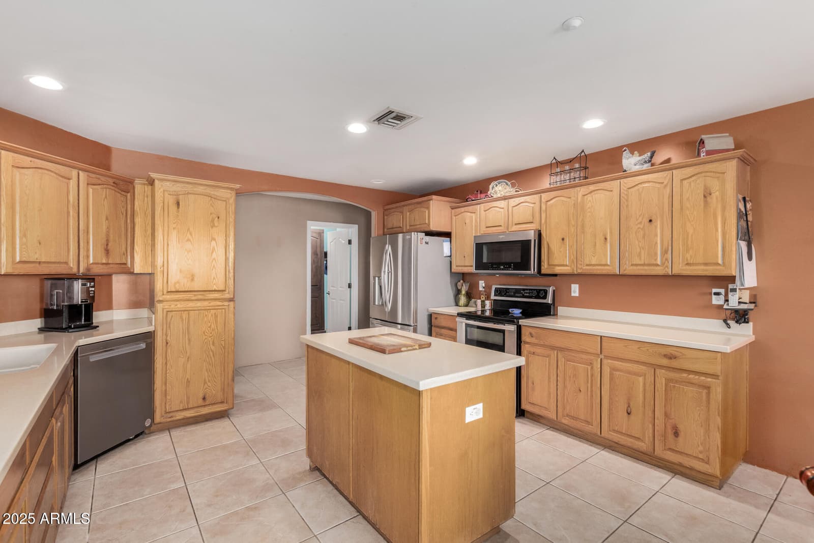 3013 S 201st Drive, Buckeye, AZ 85326 — photo 13 of 52