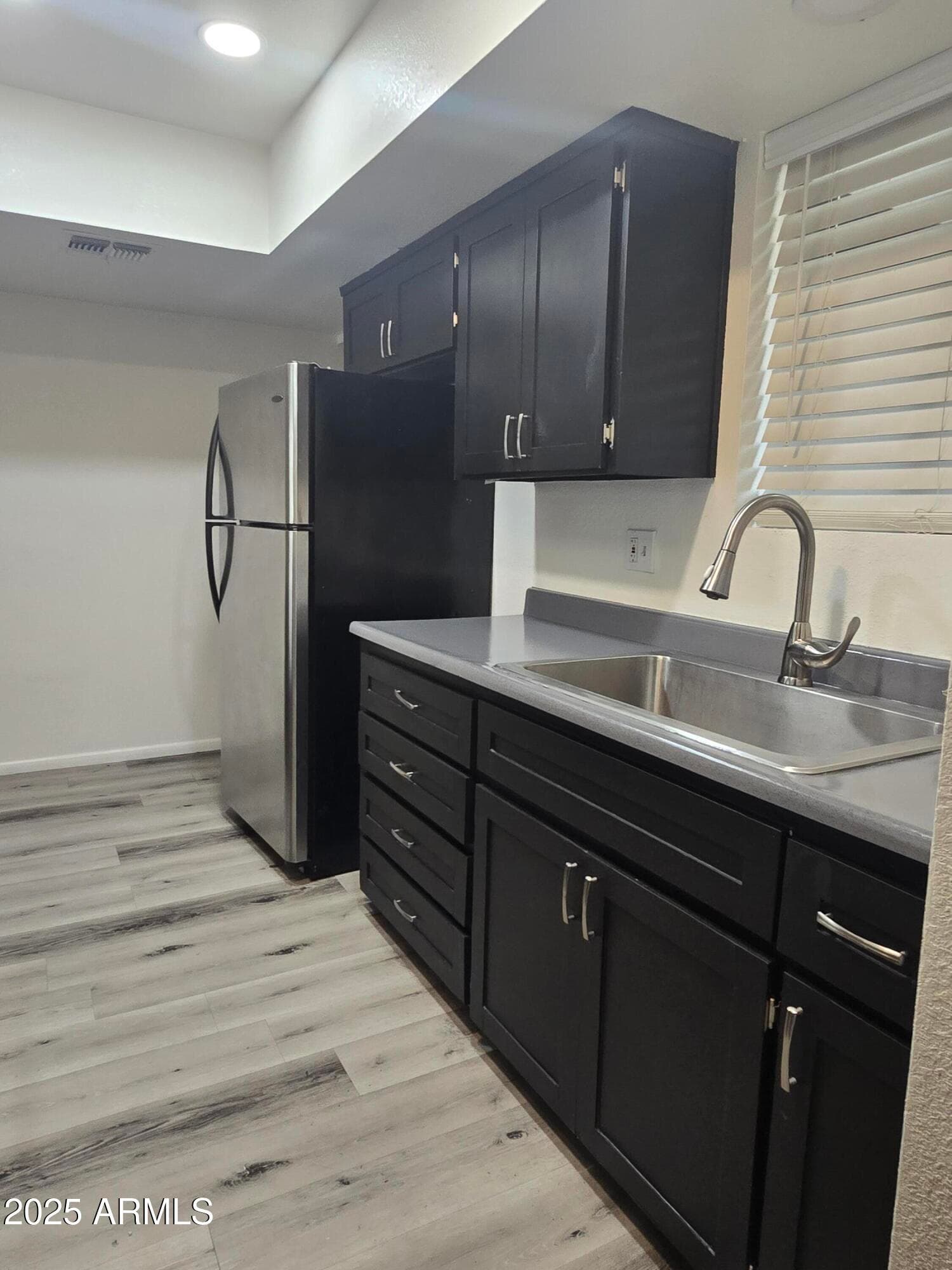 2211 W Pecan Road, Phoenix, AZ 85041 — photo 6 of 21