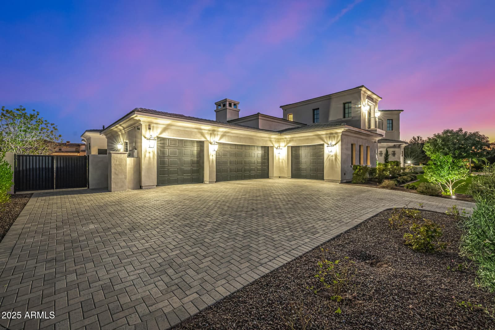577 W HORSESHOE Place, Chandler, AZ 85248 — photo 9 of 121