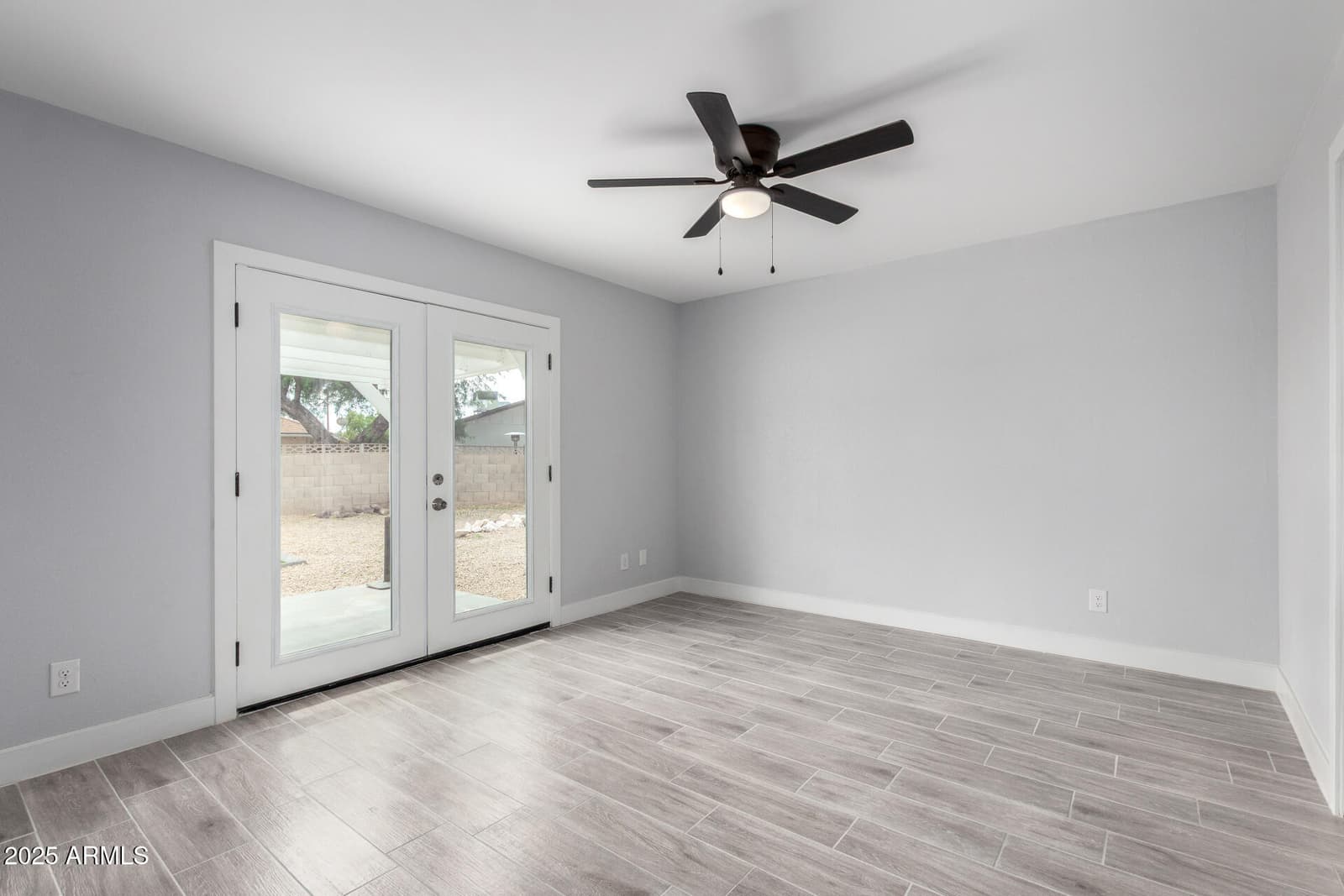 8104 N 45th Avenue, Glendale, AZ 85302 — photo 17 of 48
