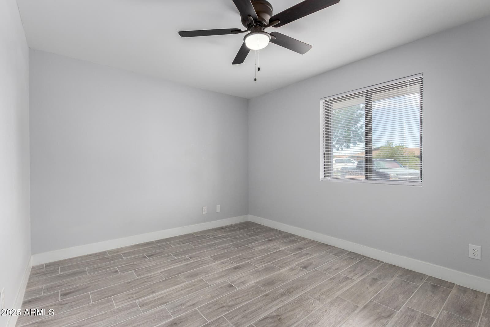 8104 N 45th Avenue, Glendale, AZ 85302 — photo 29 of 48