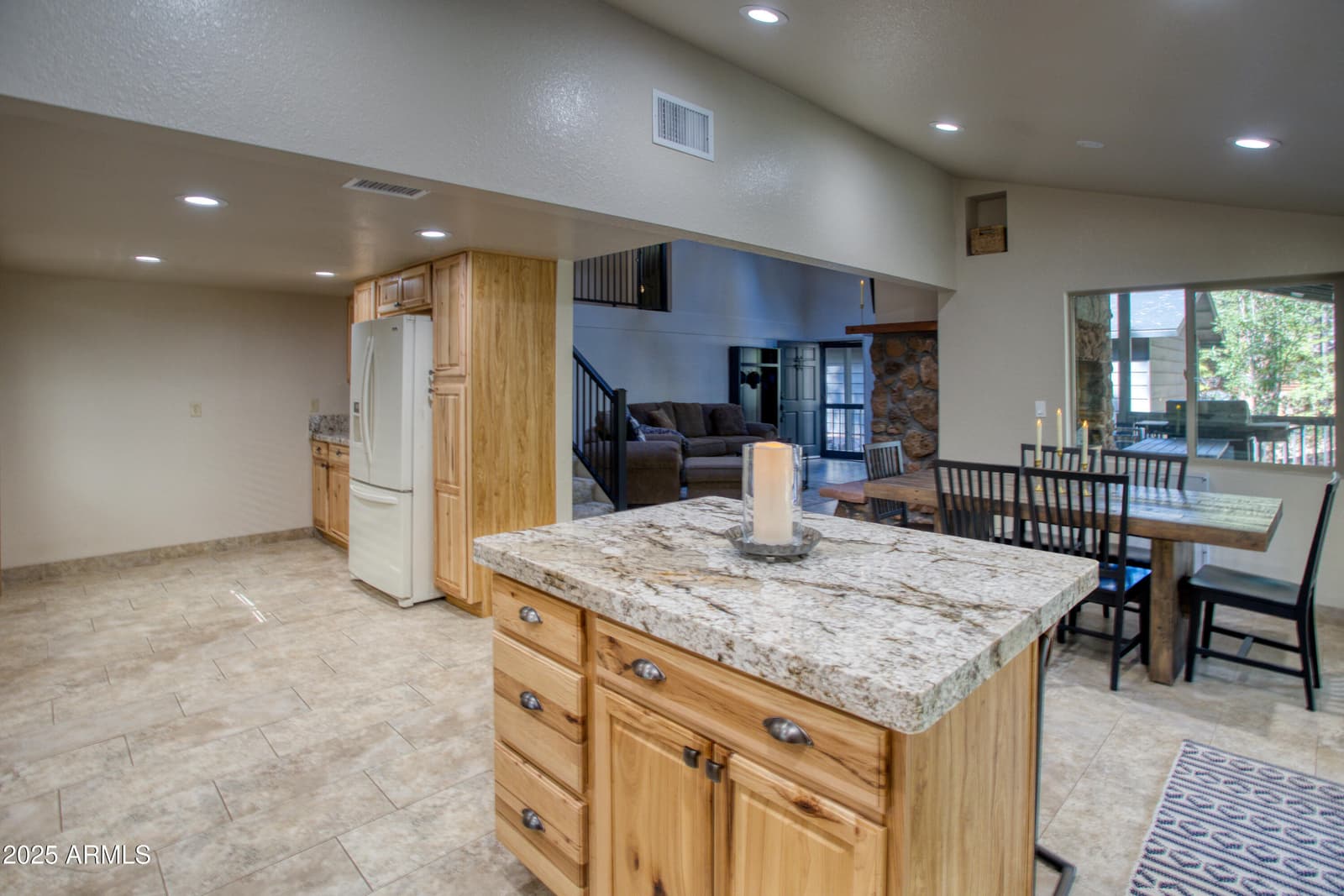 3680 Woodpecker Lane, Pinetop, AZ 85935 — photo 9 of 38