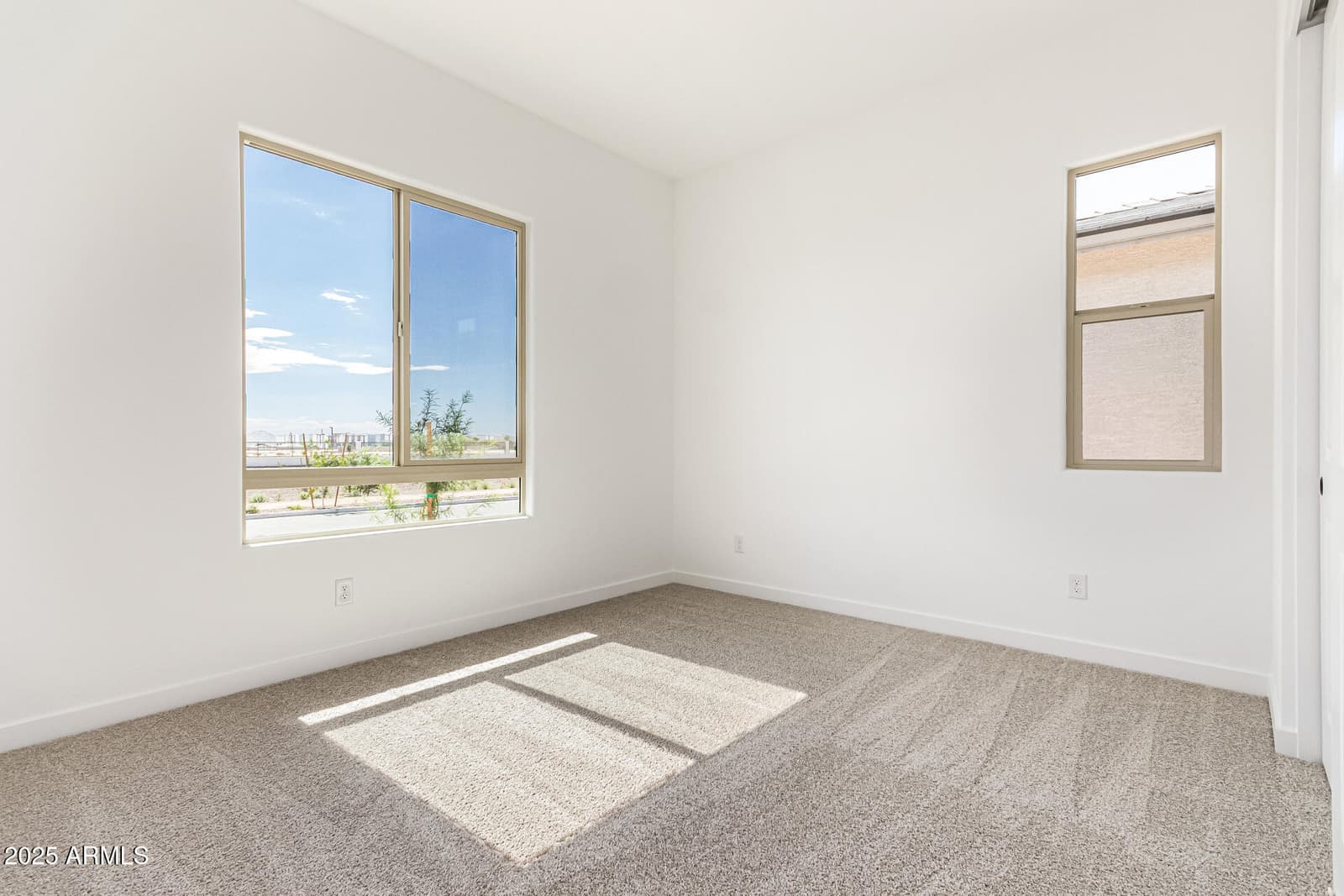 15818 W MIAMI Street, Goodyear, AZ 85338 — photo 15 of 37