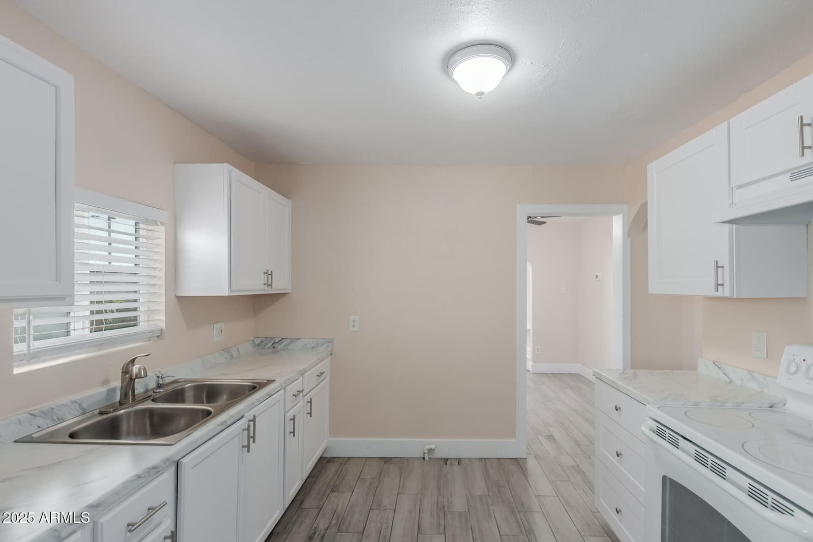 2128 W Georgia Avenue, Phoenix, AZ 85015 — photo 11 of 26