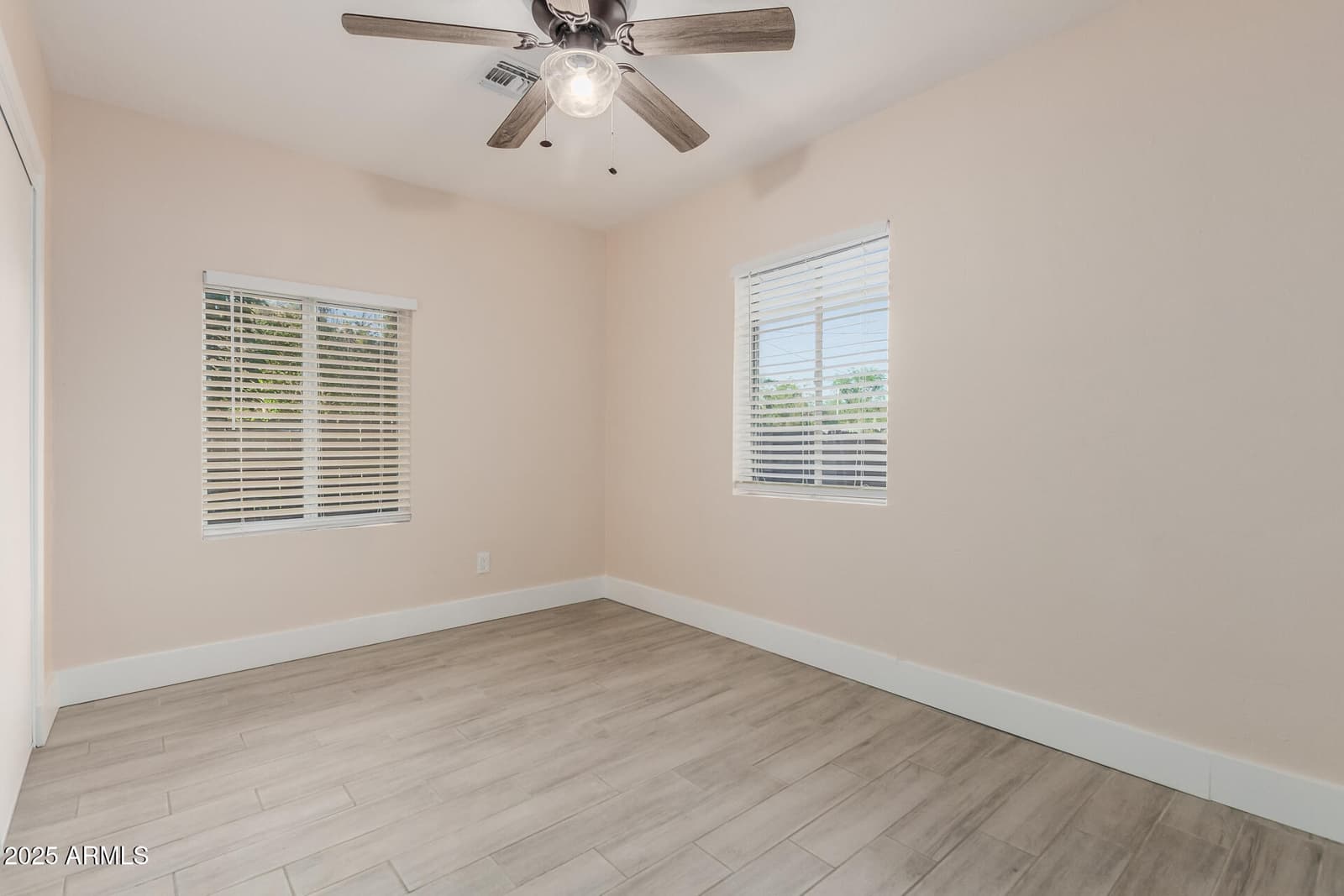 2128 W Georgia Avenue, Phoenix, AZ 85015 — photo 13 of 26