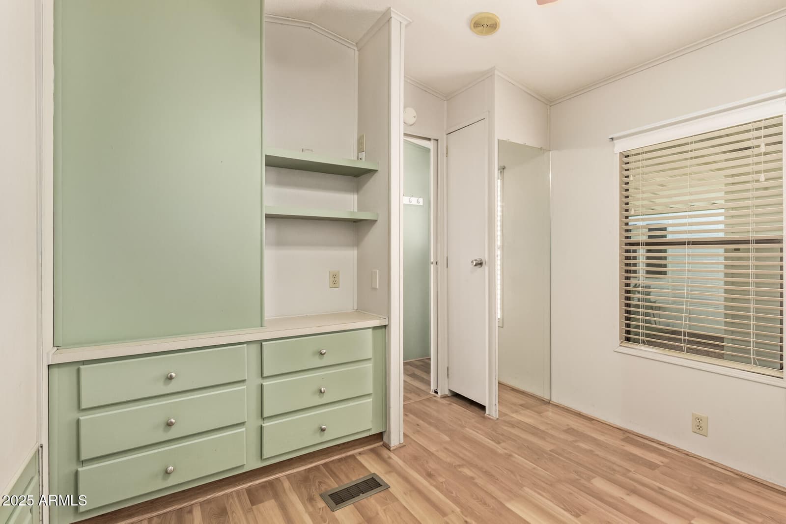 111 S GREENFIELD Road 647, Mesa, AZ 85206 — photo 15 of 29