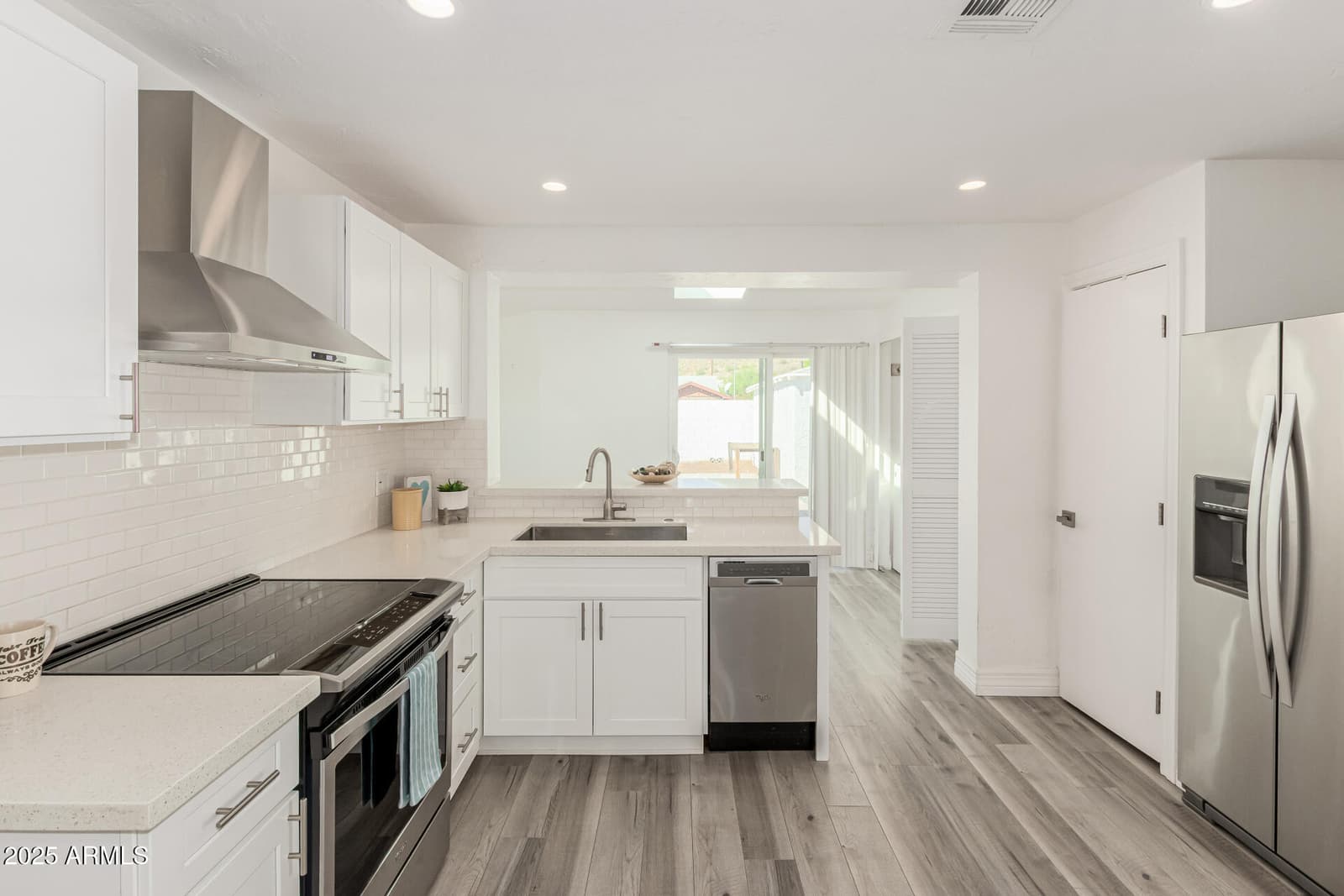 9610 N 2ND Street, Phoenix, AZ 85020 — photo 10 of 29