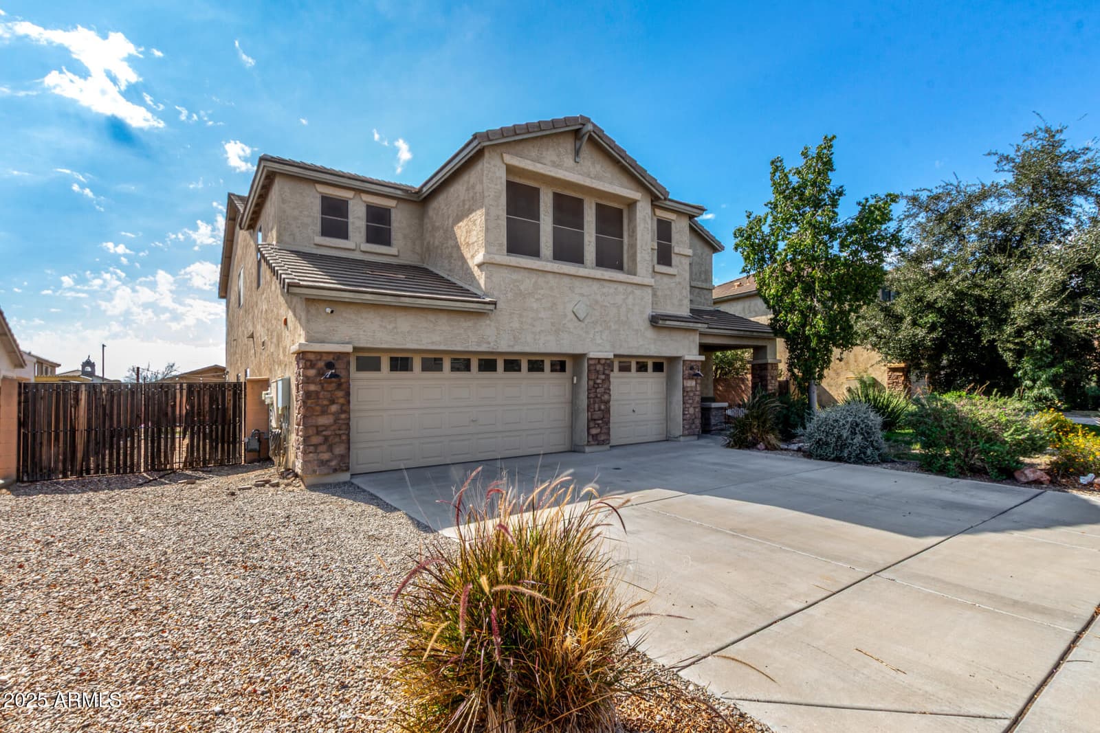29729 W FAIRMOUNT Avenue, Buckeye, AZ 85396 — photo 4 of 50