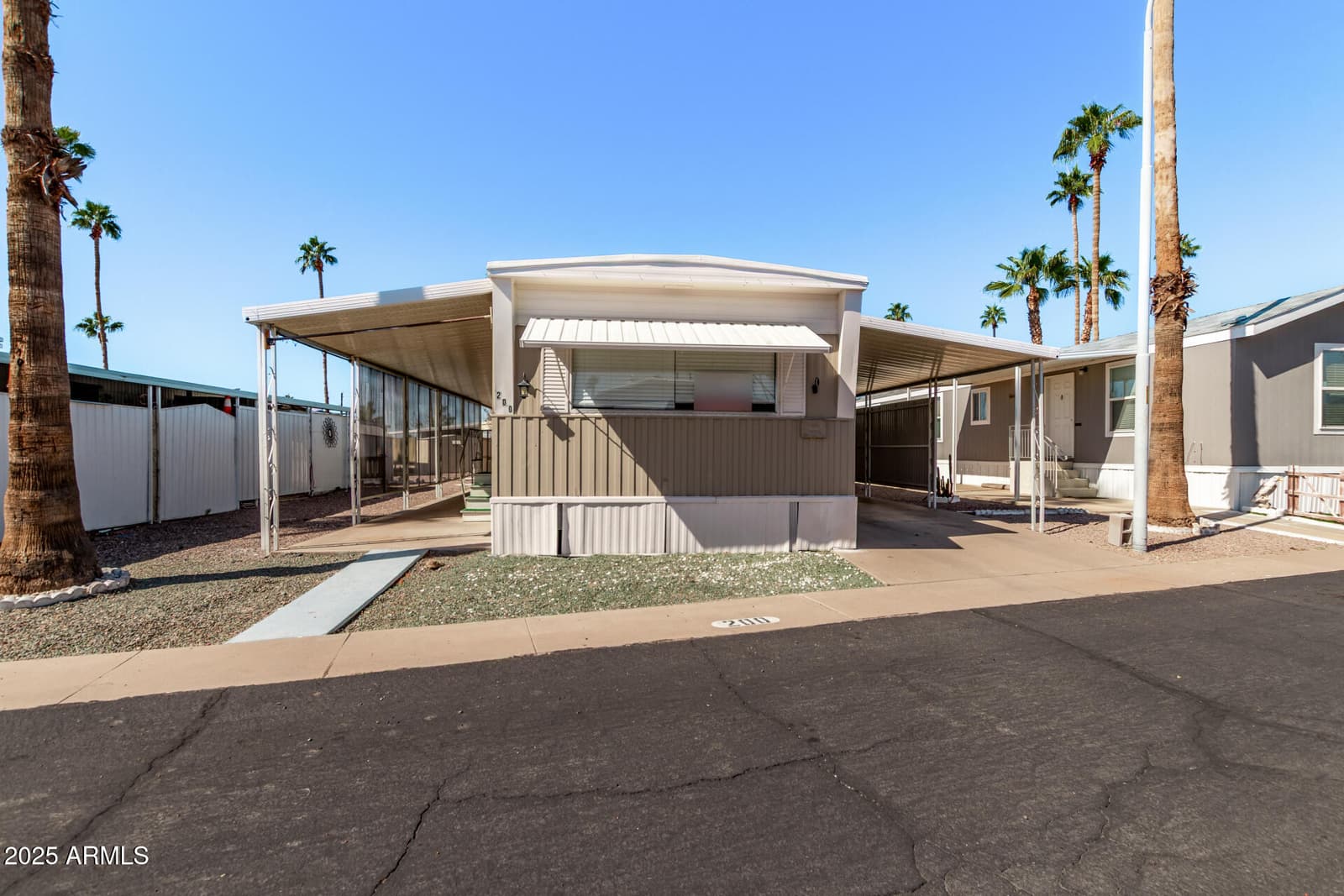 303 S Recker Road 200, Mesa, AZ 85206 — photo 2 of 29