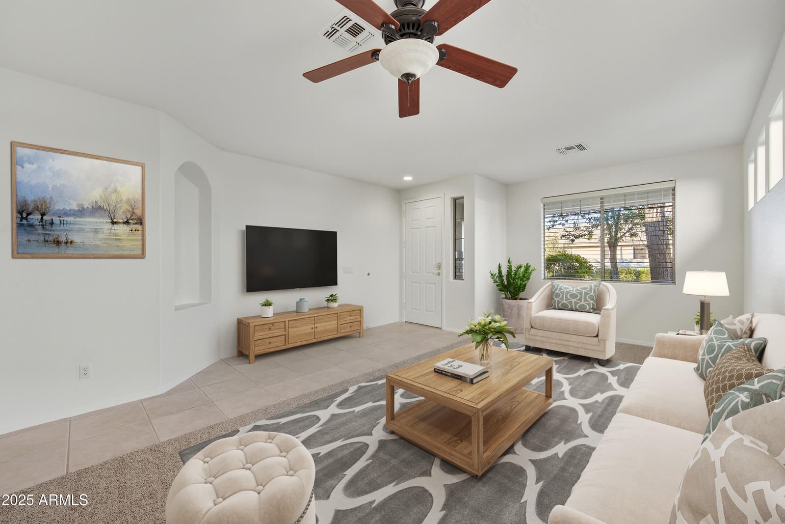 2707 E DARREL Road, Phoenix, AZ 85042 — photo 4 of 41