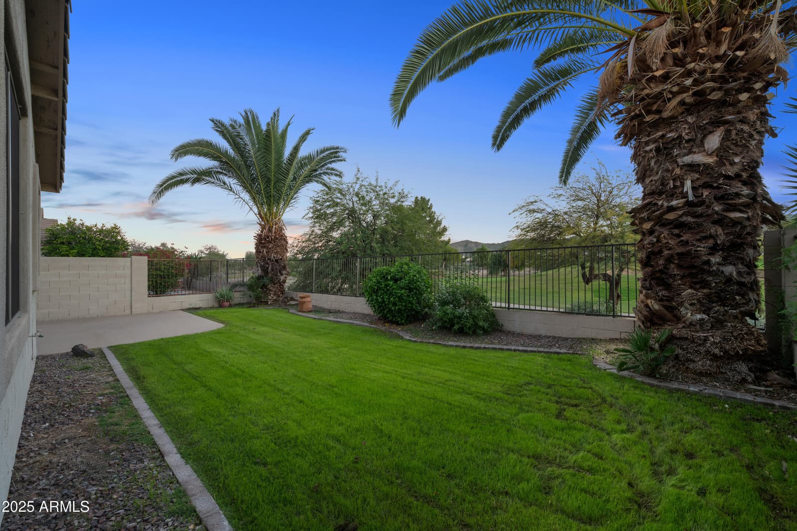 2707 E DARREL Road, Phoenix, AZ 85042 — photo 33 of 41