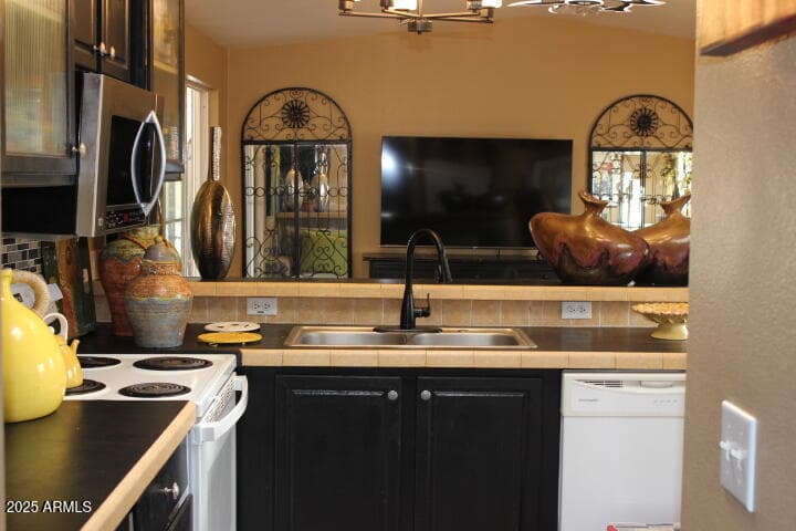 2208 W Baseline Avenue 121, Apache Junction, AZ 85120 — photo 14 of 26