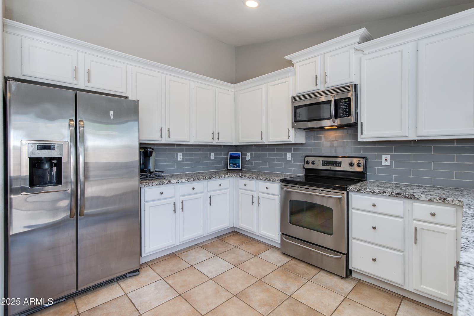 7346 E NARANJA Avenue, Mesa, AZ 85209 — photo 11 of 30