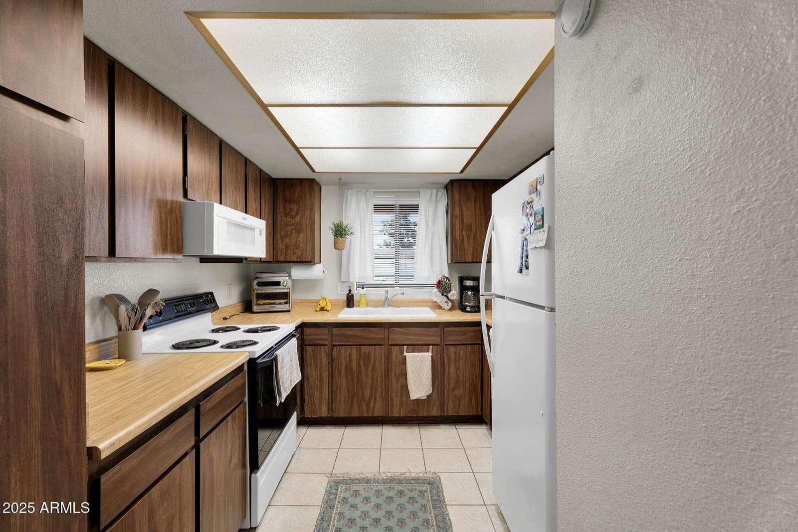 10828 N Biltmore Drive 223, Phoenix, AZ 85029 — photo 4 of 23
